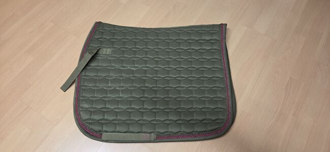 Dressurschabracke | grün, Selina Z., Dressage Pads, Helmstedt 