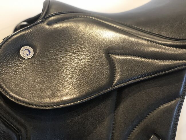 dt Butterfly Michael Putz Springsattel, dt Butterfly  Michael Putz Springsattel, VV, Jumping Saddle, Pliening, Image 3