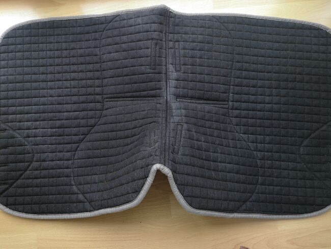 dt saddlery Pro Sport Schabracke Dressur mit Korrektureinlagen, dt saddlery Schabracke Dressur mit Korrektureinlagen, Claudia , Schabracken, Reinfeld , Abbildung 3