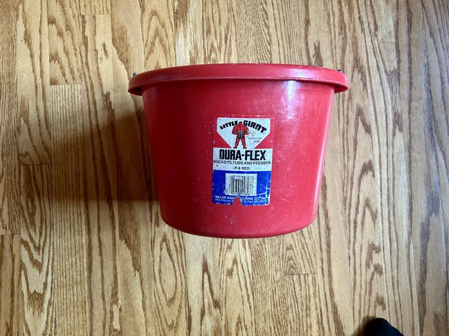 Dura Flex Buckets, Dura Flex- 4 Buckets , Stephanie, Buckets, Feeders & Waterers, Edmonton , Image 7