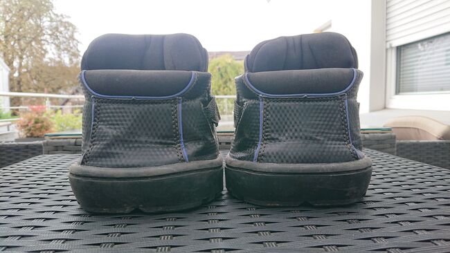 Easyboot Sneaker Größe 0, Corinna , Hufschuhe & Krankenschuhe, Solingen, Abbildung 2
