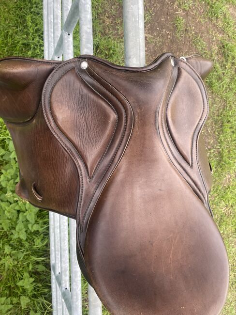 Easytrek GP Treeless 16” Brown Saddle, Easytrek  GP, Mella Keegan, Bezdrzewne siodło, Portlaoise, Image 2