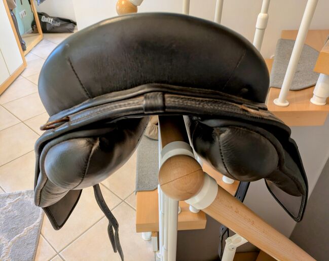 Ludomar Geminis flexible Sattel, schwarz, 18er Sitzfläche, Ludomar Geminis flexible, Katja Johst, Siodła ujeżdżeniowe, Bargteheide , Image 2