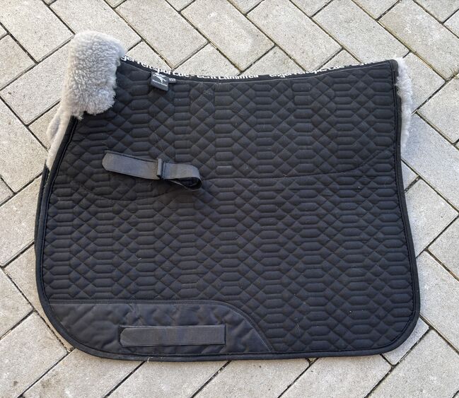 Engel Lammfellschabracke VSS wie neu schwarz, Engel Lammfelle, Sell_It_All, Dressage Pads, Ahrweiler