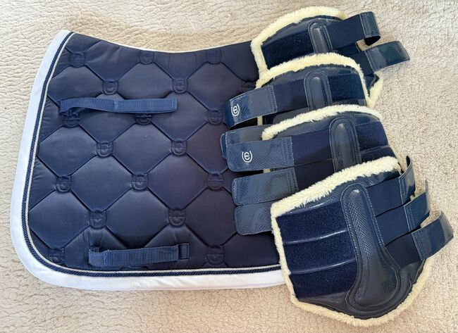 Equestrian Stockholm Dressur Cob, Equestrian Stockholm  Midnight white Edge, Lara Weber , Schabracken, Andernach