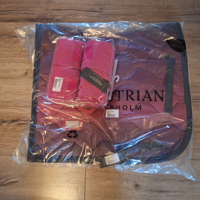Equestrian Stockholm Schabracke mit Bandagen Fade Fuchsia, ADN, Schabracken, Duisburg