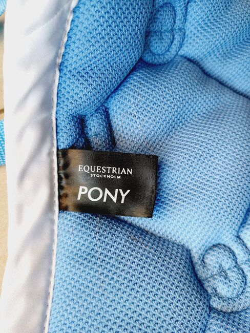 Equestrian Stockholm Schabracke Pony VS Parisian Blue, Equestrian Stockholm  Parisian Blue Pony Springschabracke , Pferdefreund, Schabracken, Priesendorf, Abbildung 11