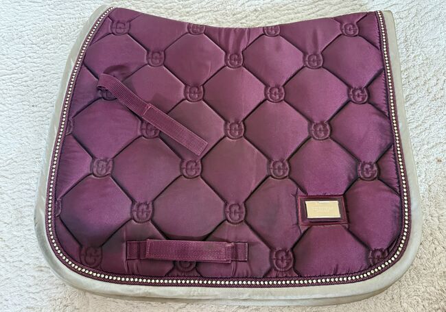 Equestrian Stockholm Set Cob, Equestrian Stockholm  Merlot Crystal Gold, Lara Weber , Schabracken, Andernach, Abbildung 3