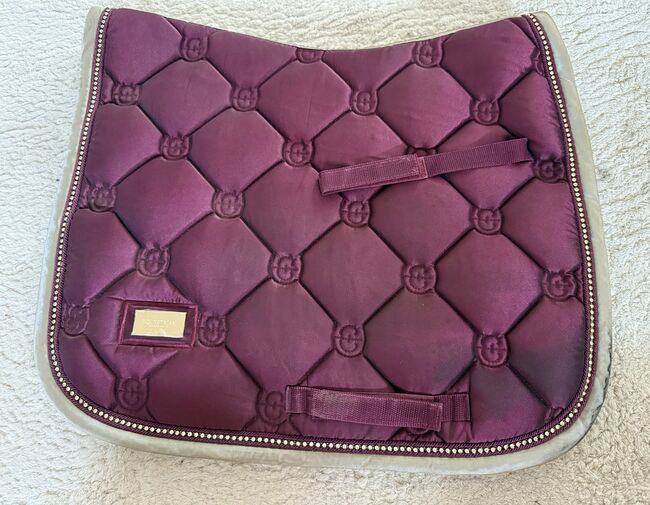 Equestrian Stockholm Set Cob, Equestrian Stockholm  Merlot Crystal Gold, Lara Weber , Schabracken, Andernach, Abbildung 4