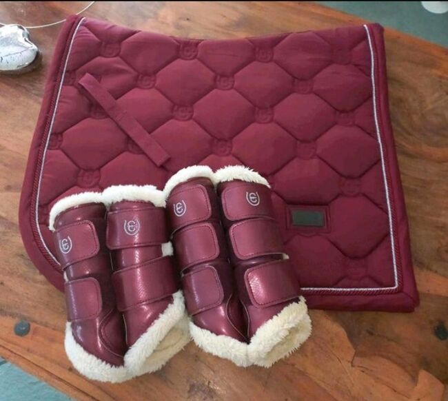 ⭐️Equestrian Stockholm⭐️Set Schabracke DR und 4er-Satz Fellgamaschen, Equestrian Stockholm , Rose, Dressage Pads, Wrestedt