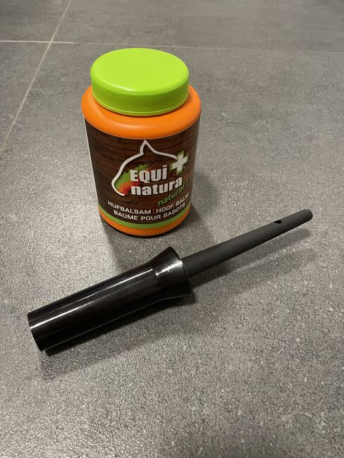 Equi Natura Hufbalsam mit Pinsel neu, Equi natura, Verena, Pielęgnacja konia, Neuenstein
