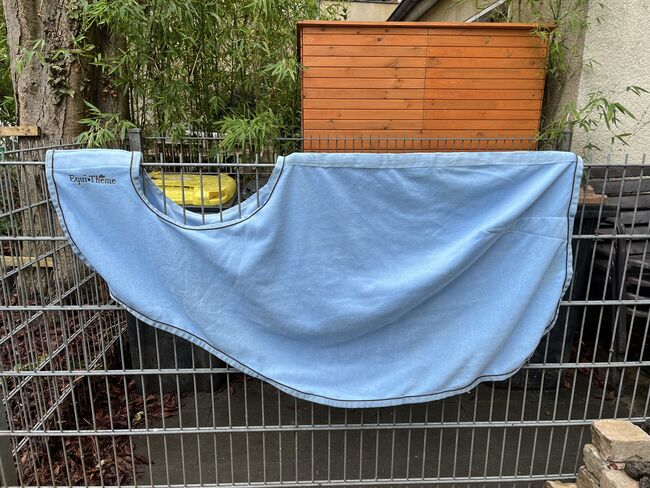 Equi-Theme Abschwitzdecke mit Sattelausschnitt babyblau 150cm, Equi-Theme, Rahel, Horse Blankets, Sheets & Coolers, Köln, Image 2