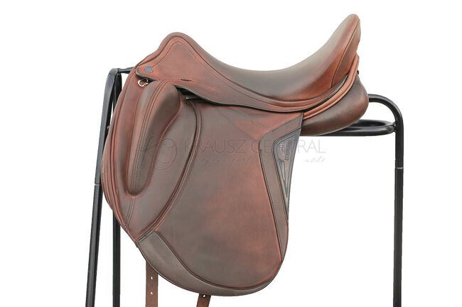 Equiline Dressursattel 17 Zoll, Equiline  Alissum , Esther , Dressursattel, Korneuburg 