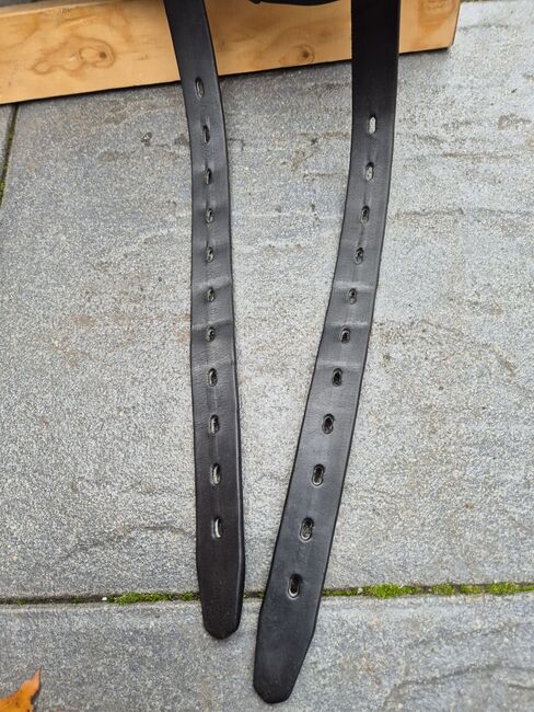 Equiline Dressursattel 17'', Equiline, Finja, Dressage Saddle, Niebüll, Image 4