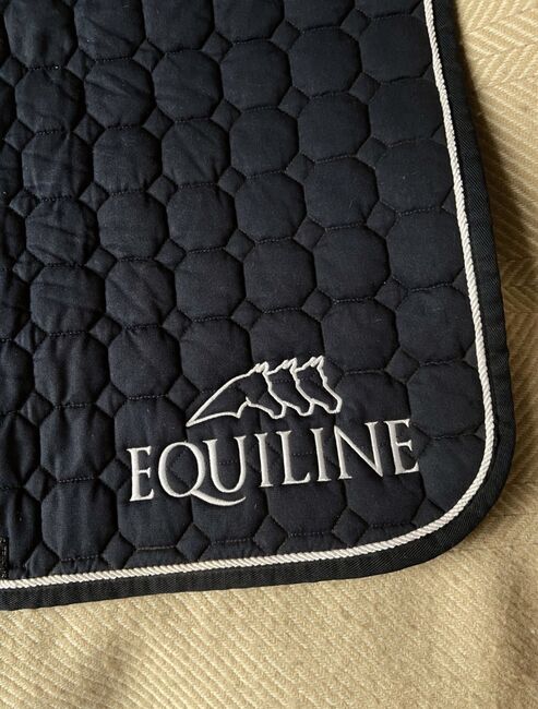 Equiline Schabracke DL Dressur WB mit Logo, Equiline , Marie Krauss, Dressage Pads, Berlin , Image 2