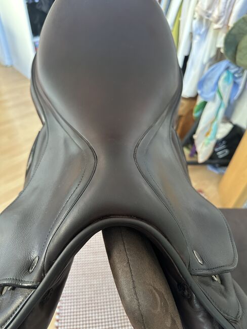 Equiline Sattel Closer 18 Zoll, Equiline Closer, Victoria, Springsattel, Berlin, Abbildung 6
