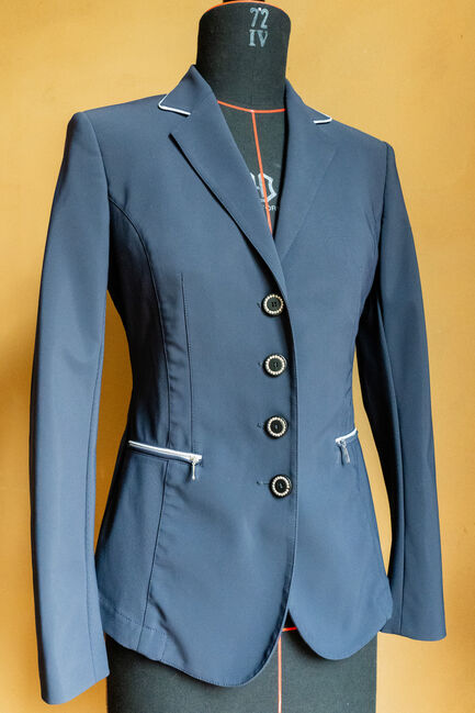 Equiline Tunierjacket Neuwertig Gr. 36, Equiline, Charis, Show Apparel, Hoyerhagen 