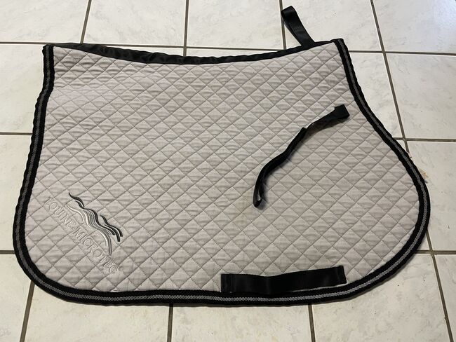Equine Microtec, Schabracke, Satteldecke, Pferdedecke, Sattel, Decke, Equine Microtec, Meike, Dressage Pads, Dormagen 