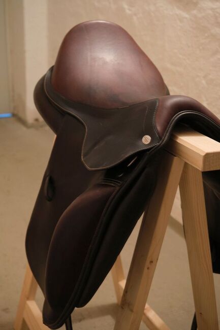 EquiNomic Dressursattel, 18 Zoll, KW 28,5 cm, EquiNomic, Mathias, Dressage Saddle, Ludwigshafen am Rhein