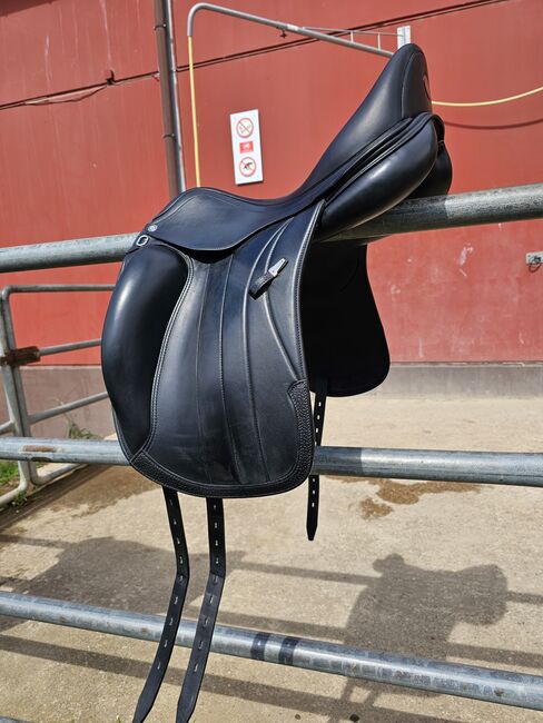 Equipe Dressursattel 17.5 Victoria / Viktoria ecarbon, Equipe Victoria , SB, Dressage Saddle, Kobern-gondorf, Image 2