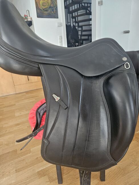 Equipe Dressursattel Viktoria Mono, Salleria equipe Viktoria Mono , Sophie , Dressage Saddle, Würzburg , Image 2