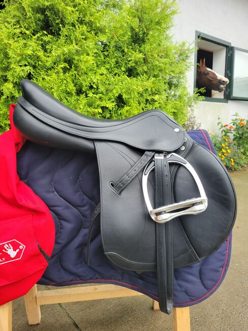 Equipe jumping saddle 17'5, Equipe Expression, Sonia, Jumping Saddle, Bratislava