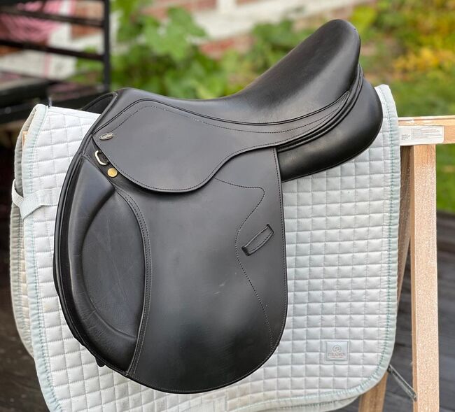 Equitree Springsattel 17“ schwarz, Equitree , Lilly, Springsattel, Jork