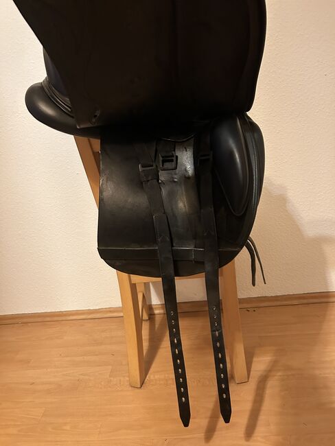 Equiveron Dressursattel 18 In Flames, Equiveron  In Flames, LF, Dressage Saddle, Schönberg, Image 4