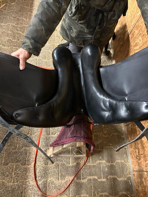ERREPLUS Adelinde, 17", schwarz, Erreplus Adelinde, Andrea, Reitpad, Hattersheim Am Main, Abbildung 3
