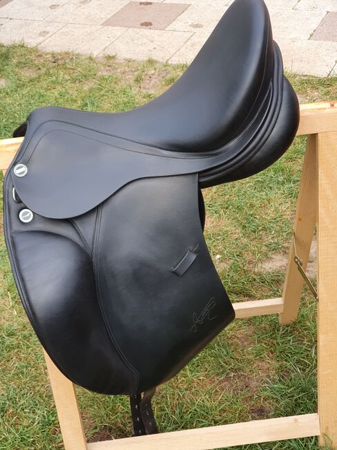 Erreplus Dressur, Erreplus  Adelinde  Doppelleder Schwarz , Marion B, Dressage Saddle, Monheim am Rhein Baumberg, Image 6