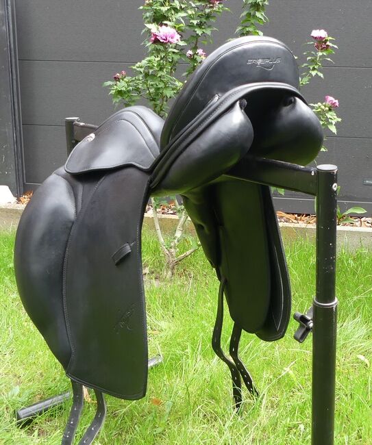 Erreplus Dressursattel –Adelinde 17/33, neuwertig!, Erreplus Adelinde, Anke, Dressage Saddle, Enger, Image 3