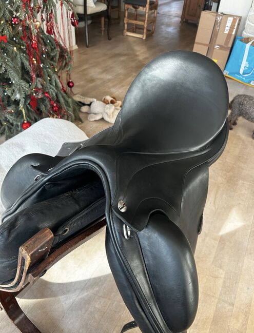 Erreplus Dressursattel ,,Freestyle“, Erreplus Freestyle , Linn Greta Schwanbom, Dressage Saddle, Köln, Image 3