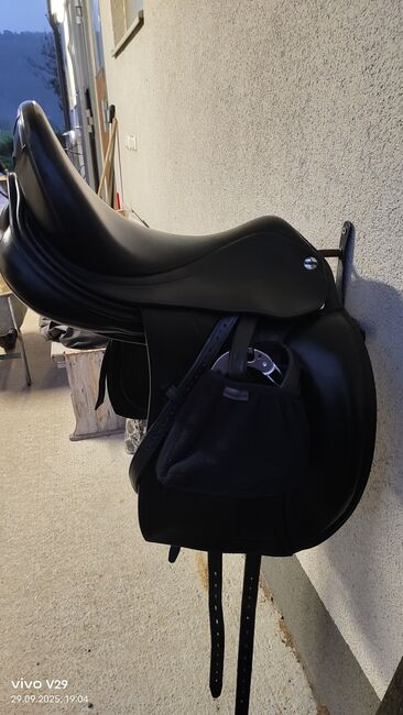 Erreplus Impuls Dressursattel 17,5" schwarz top Zustand, Erreplus Impuls, Katja Presch, Dressursattel, Sankt Koloman, Abbildung 4