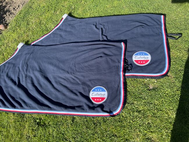 Eskadron - 2 Fleec Abschwitzdecken ( Tri Colore ) größe XL, Eskadron Tri Colore, Tom, Horse Blankets, Sheets & Coolers, Herne, Image 4