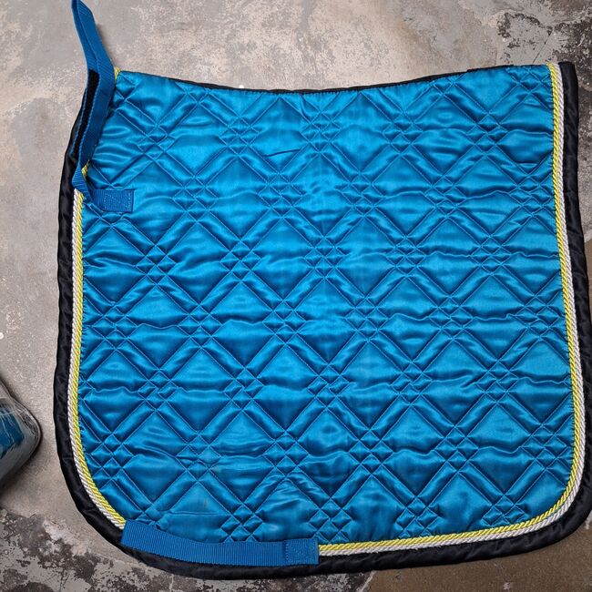 Eskadron Cyan Schabracke mit Bandagen, Eskadron , ADN, Dressage Pads, Duisburg, Image 2