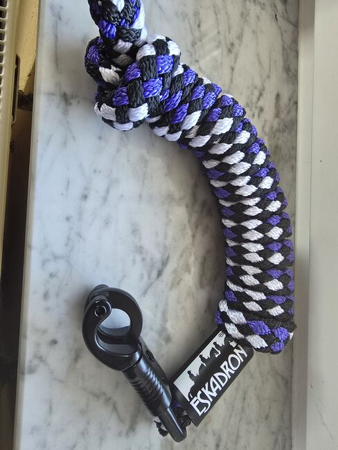 Eskadron Dynamic Strick purple, Eskadron Dynamic, Pferdi, Leads, Ponitz