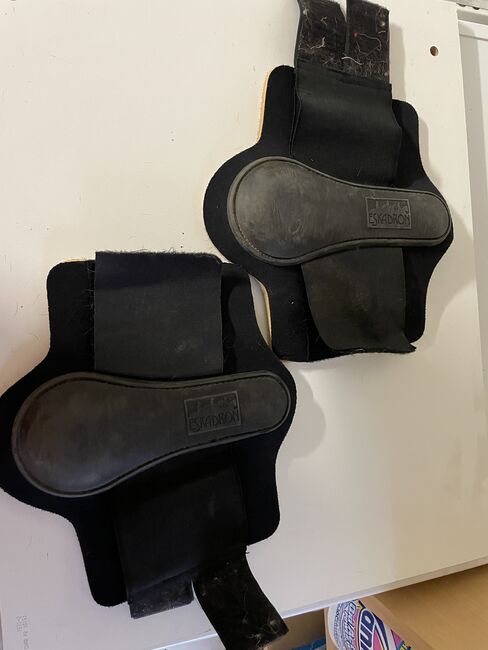 Eskadron Gamaschen, Löffelgamaschen, Neopren, WB, Eskadron , Meike, Tendon Boots, Dormagen 