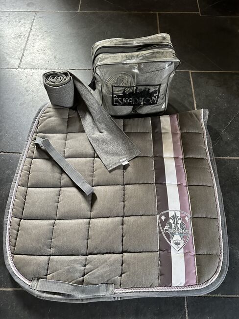 Eskadron Big Square, Eskadron  Big Square, Bandagen , Laura Stübe, Dressage Pads, Emmerich am Rhein 