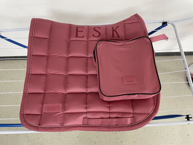 Eskadron Big Square Rouge WB DL mit Bandagen und Tasche, Eskadron Big Square Rouge, Gery, Dressage Pads, Hadersdorf, Image 4