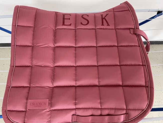 Eskadron Big Square Rouge WB DL mit Bandagen und Tasche, Eskadron Big Square Rouge, Gery, Dressage Pads, Hadersdorf, Image 5