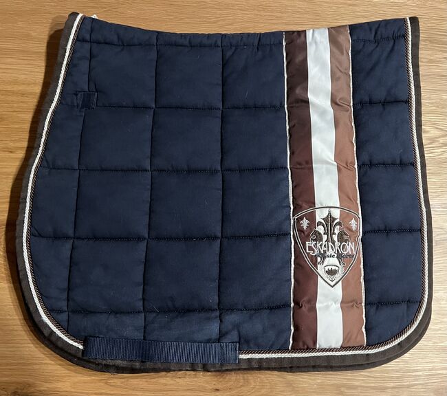 Eskadron Big Square Schabracke Navy, Eskadron, Ronja Balk, Dressage Pads, Lahr/Schwarzwald