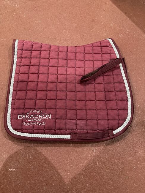 Eskadron Heritage DL inkl. Bandagen, Eskadron  Heritage, Julia Becker, Dressage Pads, Kirchhain , Image 2