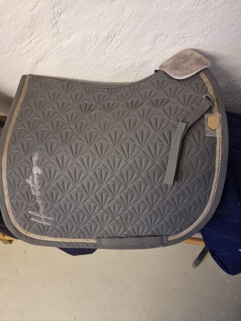 Eskadron Heritage Dressurschabracke, Eskadron Heritage, Myrah, Dressage Pads, Barwedel