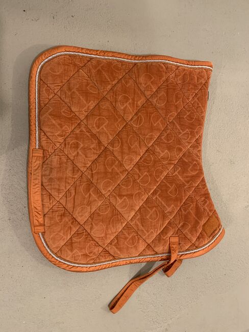 Eskadron Heritage velvet Schabrake vermillon orange, Eskadron velvet stamp saddle pad Heritage, Sophia, Dressage Pads, Lübeck, Image 3