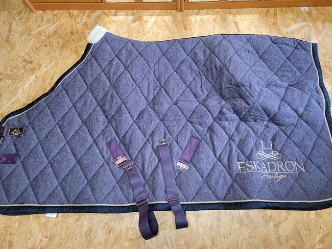 Eskadron Heritage Abschwitzdecke Acryl Quilted deepberry 135cm NEU, privat, Horse Blankets, Sheets & Coolers, friedrichsthal