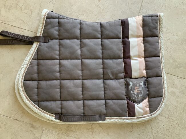 Eskadron Heritage Vs, Eskadron , Else, Dressage Pads, Neuenhaus 