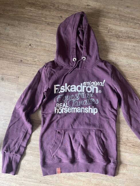 Eskadron Hoodie, Sabrina Gutt, Oberteile, Donaueschingen, Abbildung 4