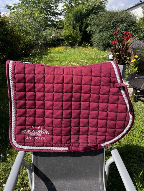 Eskadron Merlot VS, Eskadron , Luisa Willeke, Dressage Pads, Ahnatal, Image 2