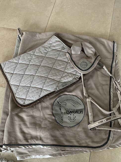 Eskadron Platinum Set Springen, Eskadron  Platinum Kollektion , Christopher Kaufmann, Dressage Pads, Johannesberg