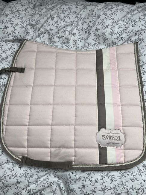 Eskadron Powderrose Bigsquare DL, Eskadron  Bigsquare , Anna , Dressage Pads, Urmitz , Image 3